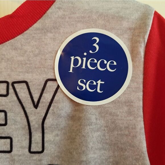 NWT 3 piece set Spiderman sleep set - Picture 2 of 9